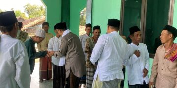 Jumat Keliling Sholat Jumat Berjamaah dan Santunan di Masjid Nurul Iman Benoa Lor RT.19