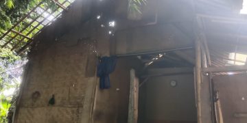 Memperihatinkan, Satu Keluarga di Desa Cibuah Tinggal Dalam Rumah Tidak Layak Huni