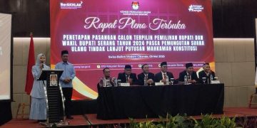 Ratu Rachmatuzakiyah dan Najib Hamas Resmi Menjadi Bupati dan Wakil Bupati Serang Terpilih